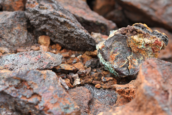 cobalt-unsplash-600 cobalt-ore
